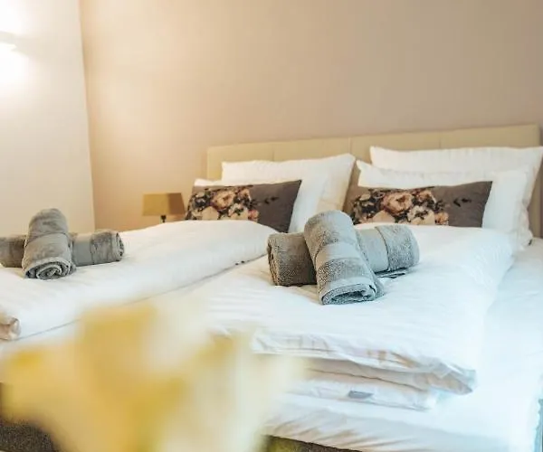 Lejlighed An Der Rugenstiege In Steiner Altstadt