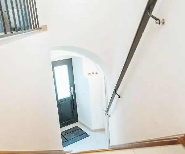 Lejlighed An Der Rugenstiege In Steiner Altstadt *